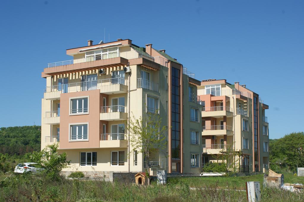 Pearl Sunshine Appartments Primorsko Buitenkant foto
