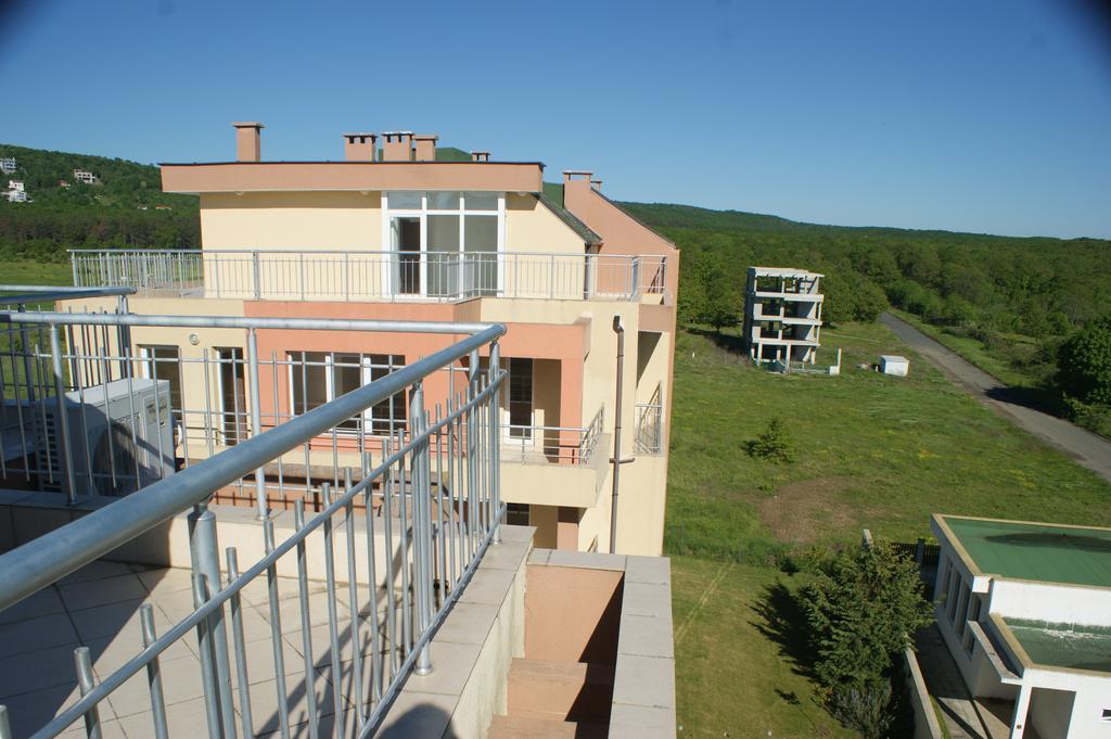 Pearl Sunshine Appartments Primorsko Buitenkant foto