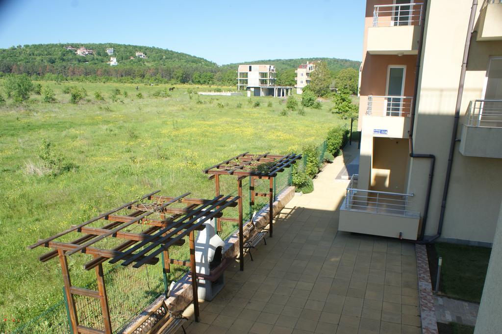 Pearl Sunshine Appartments Primorsko Buitenkant foto